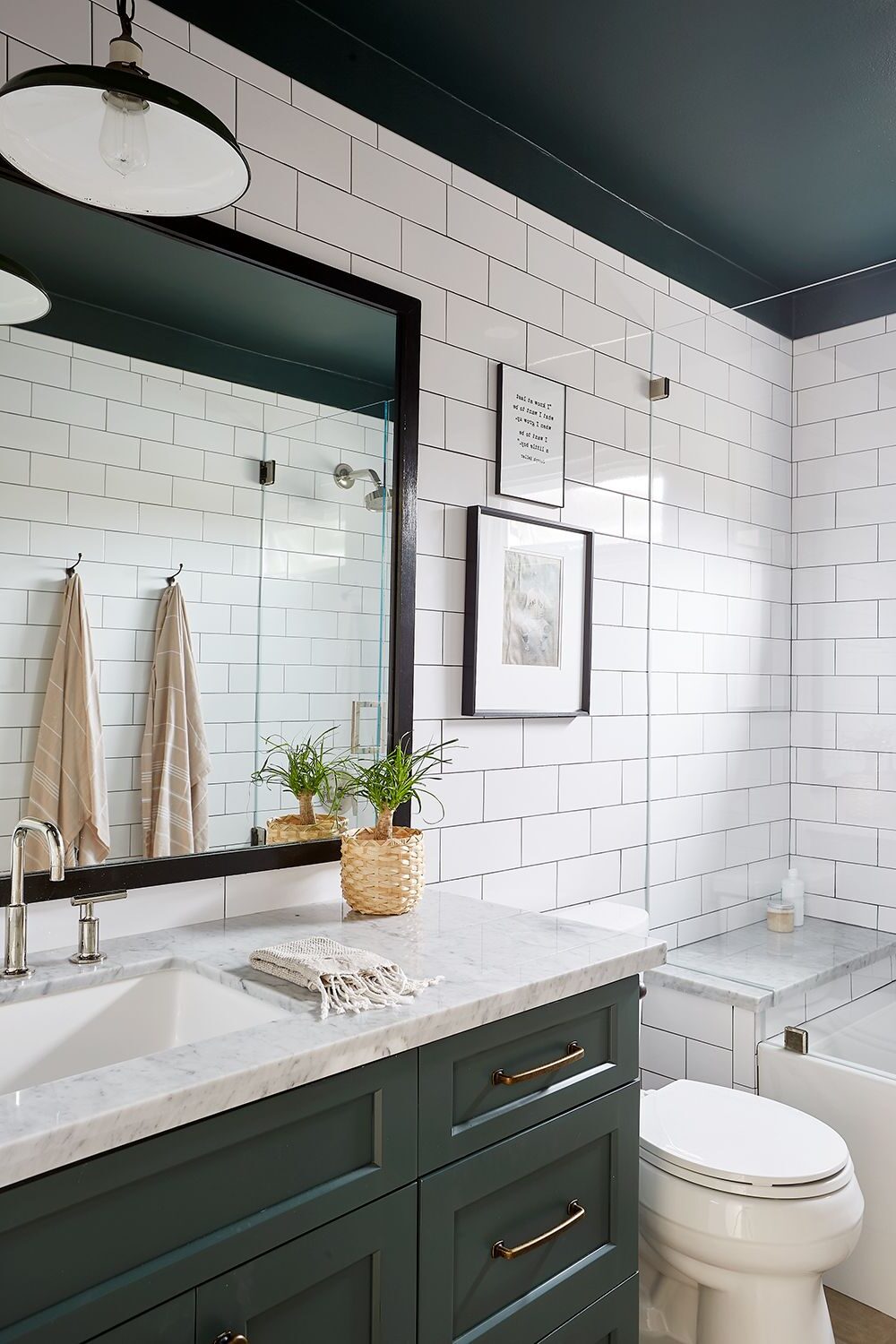 traditional style bathroom